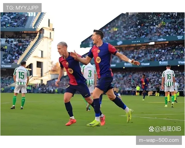 莱万多夫斯基点射破门 但巴萨锋线整体效率问题赛后引发讨论 莱万多夫斯基点射破门 但巴萨锋线整体效率问题赛后引发讨论